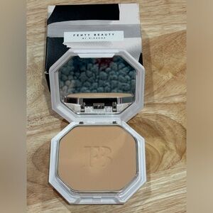 Fenty Beauty Pro Filt’R Soft Matte Powder Foundation By Rihanna